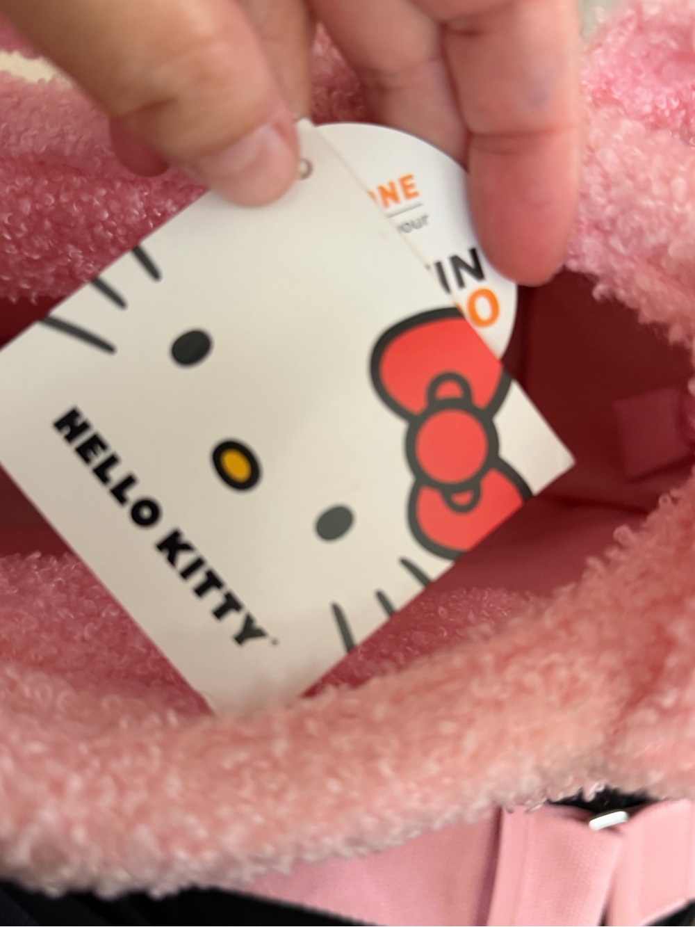 Sanrio large Pink Sherpa Plush Tote Bag with Hello Kitty Motif - Picture 6 of 10